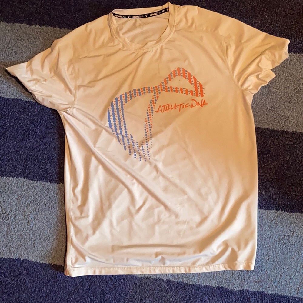 Athletic DNA men’s training tee